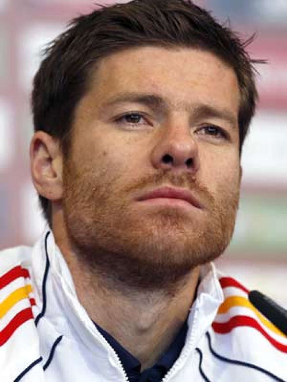 Хави алонсо. Хаби Алонсо. Xabi Alonso футболист. Хаби Алонсо 2004.