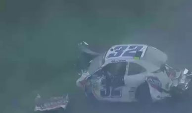 NASCAR-ის რბოლაში საშინელი ავარია მოხდა
